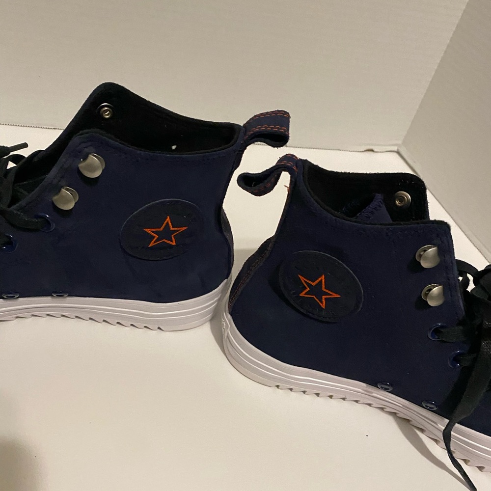Converse CTAS lugged High top women suede